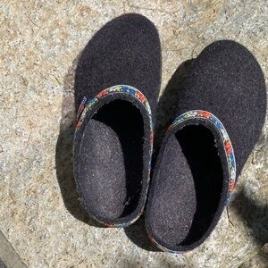 Steggman Edelweiss Clogs, sz 7